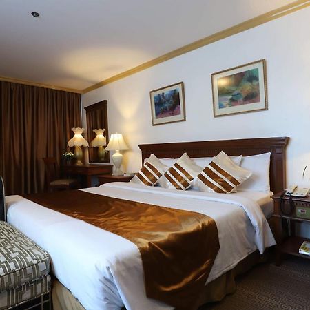 Tiara Oriental Hotel Makati City Ngoại thất bức ảnh