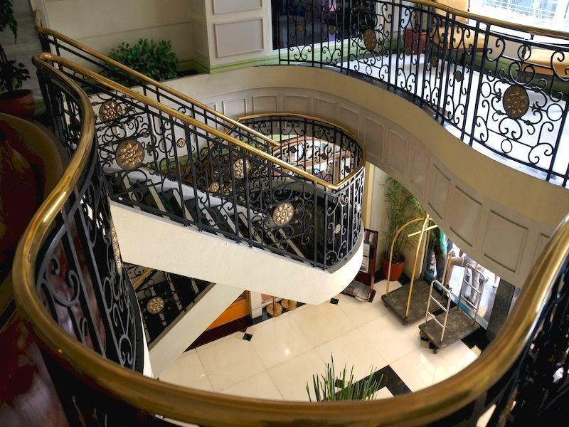 Tiara Oriental Hotel Makati City Ngoại thất bức ảnh
