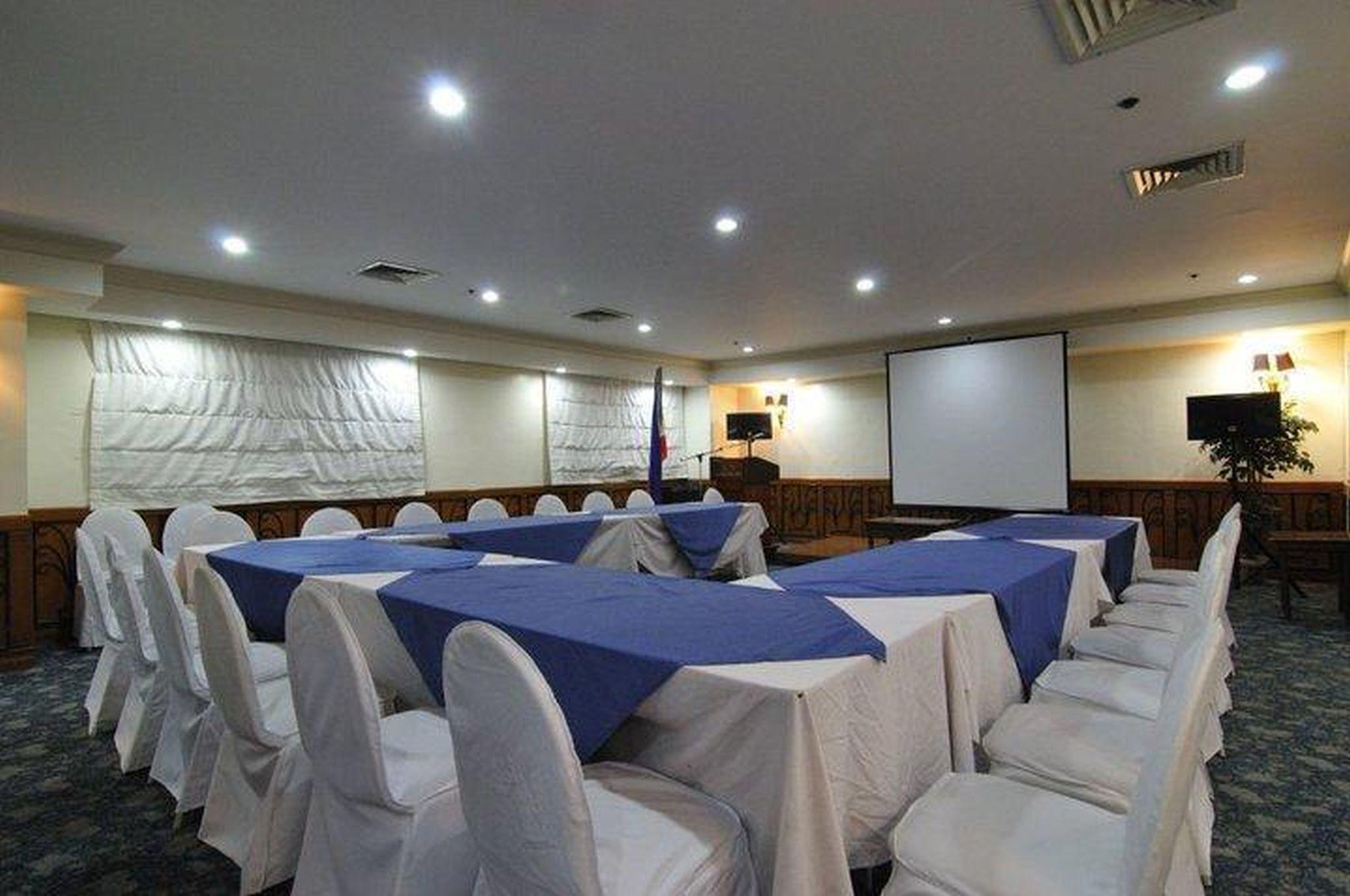Tiara Oriental Hotel Makati City Ngoại thất bức ảnh