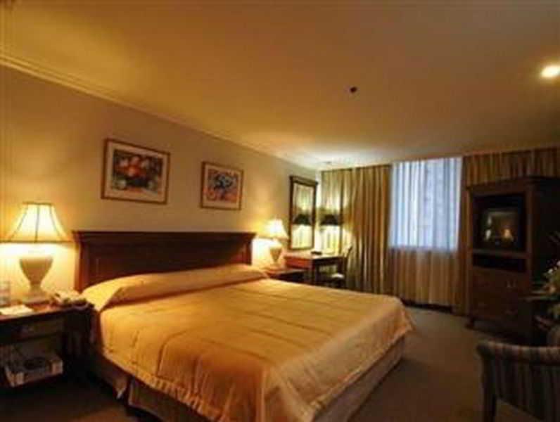 Tiara Oriental Hotel Makati City Ngoại thất bức ảnh